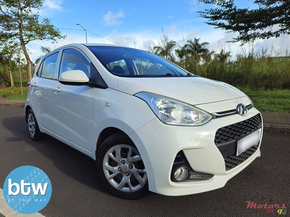 2018' Hyundai Grand i10 photo #1