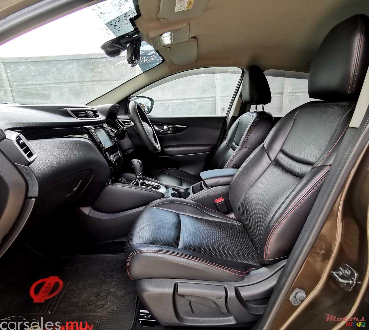 2015' Nissan Qashqai 1.2T photo #5