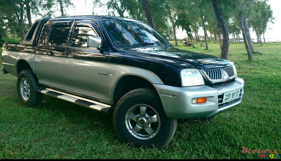 2007' Mitsubishi L 200 photo #1