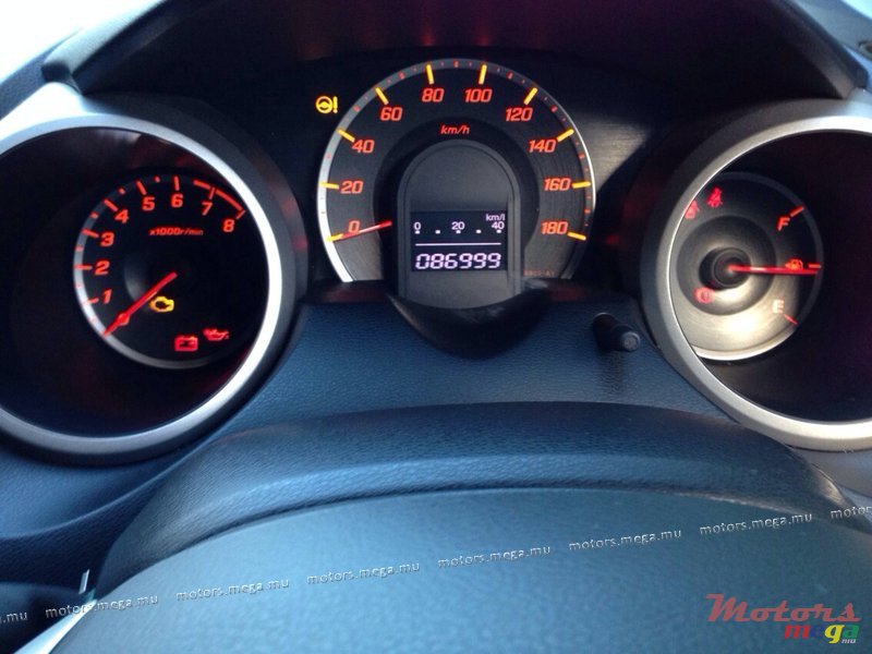 2008' Honda photo #5