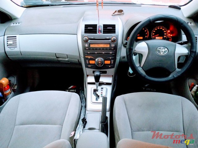 2009' Toyota Corolla photo #4