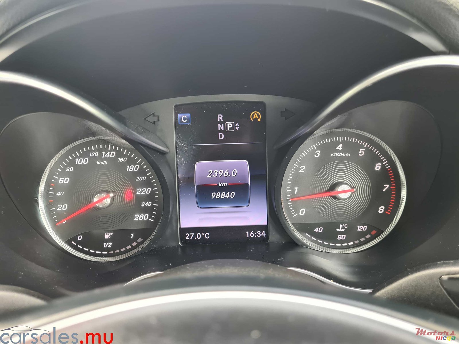 2014' Mercedes-Benz C 180 Classic photo #8