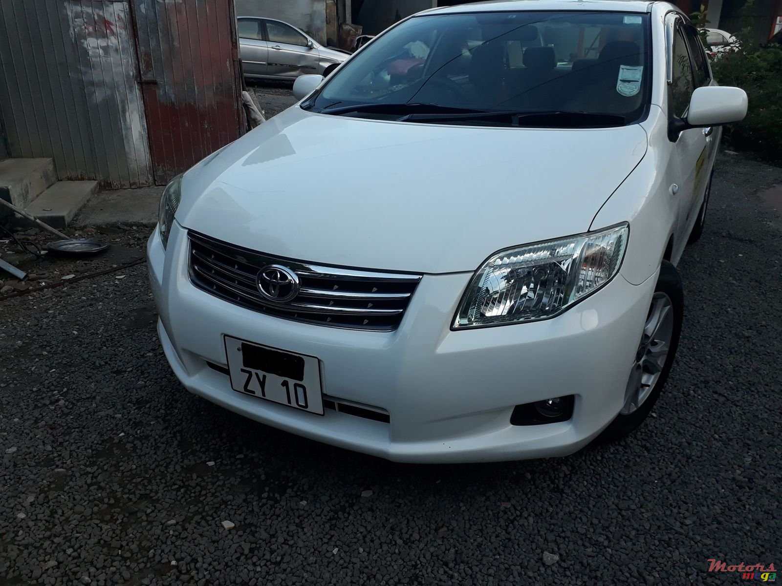 2010' Toyota Axio photo #4