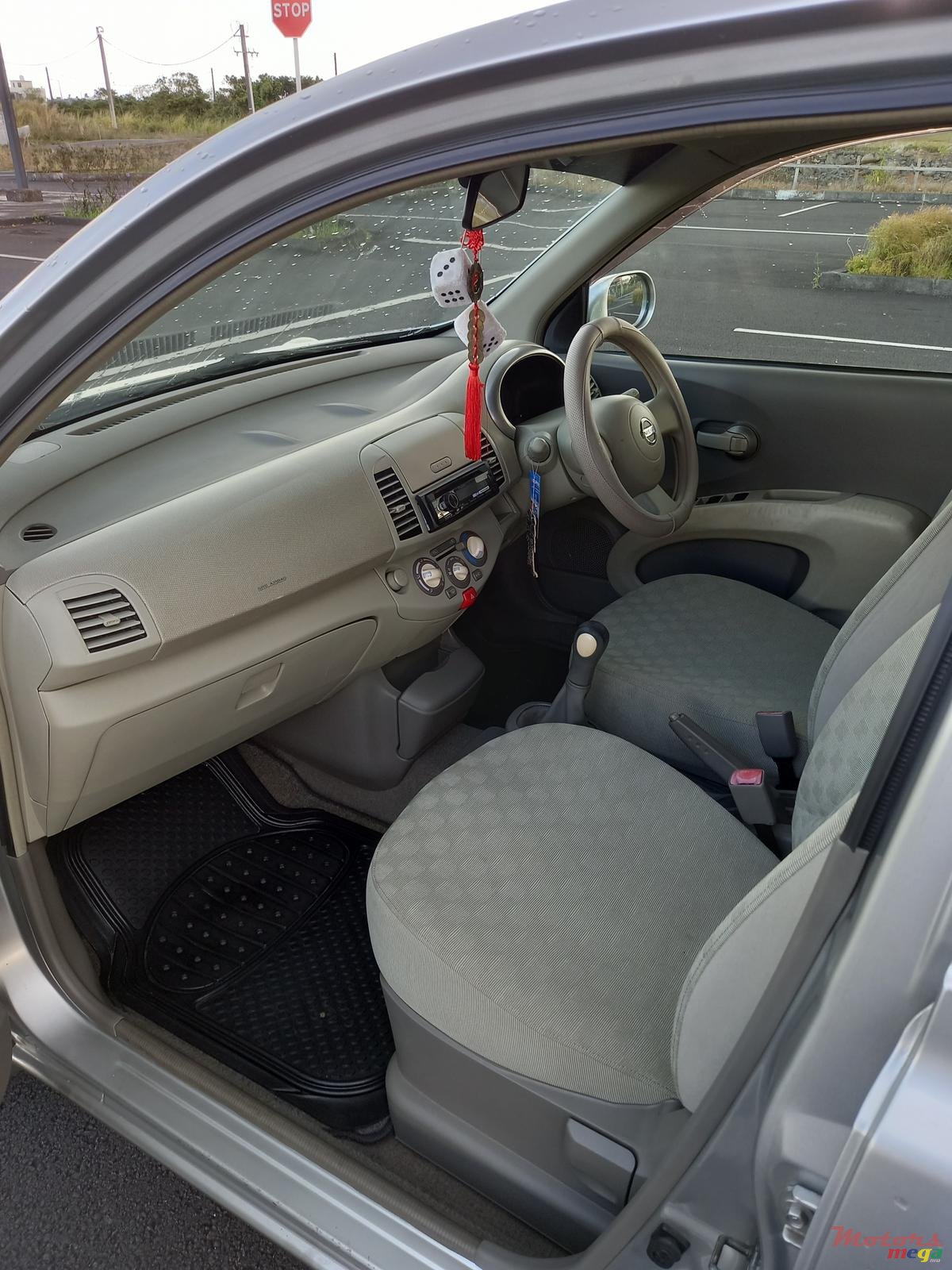 2002' Nissan March photo #5