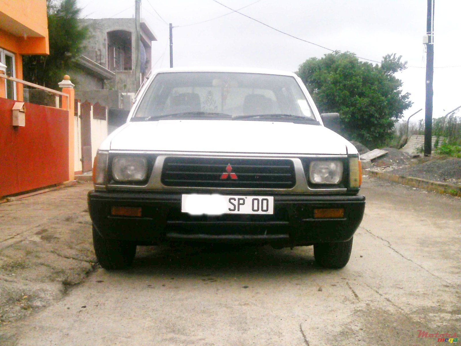 2000' Mitsubishi L 200 L200 pick up photo #5