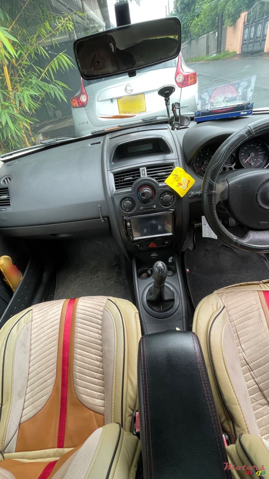 2006' Renault Megane II 1.4L photo #5