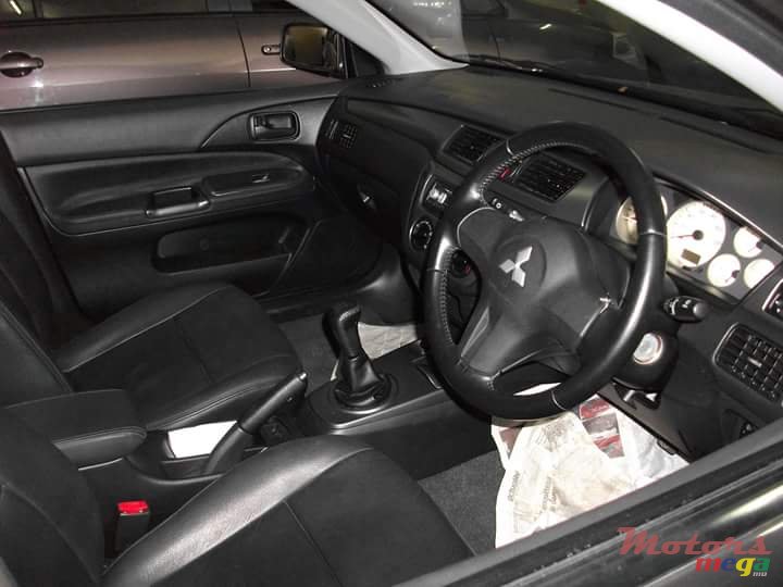 2008' Mitsubishi Lancer GLX photo #4
