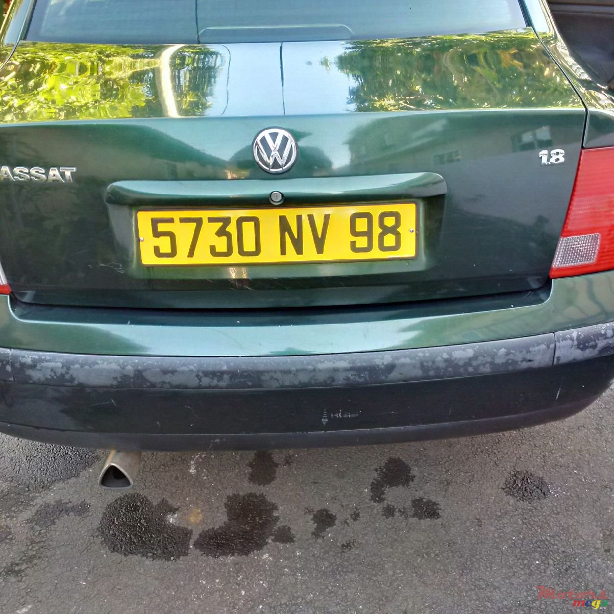 1998' Volkswagen Passat photo #2