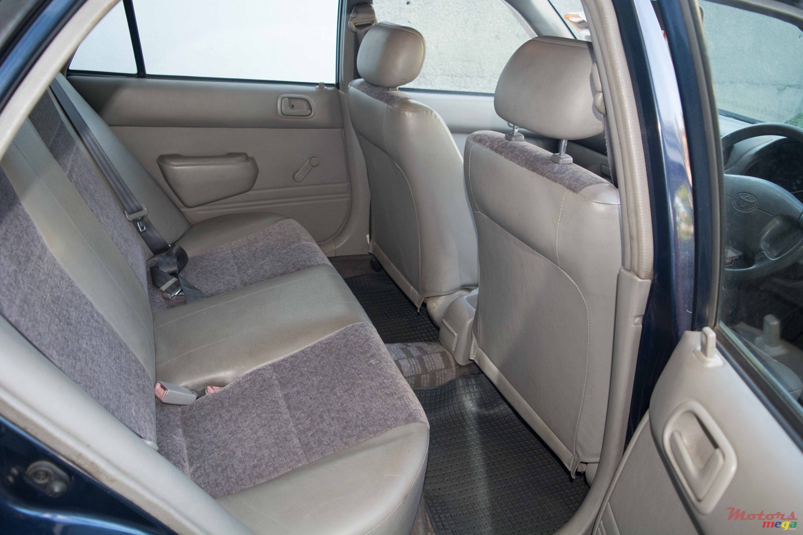 1999' Toyota Corolla photo #3