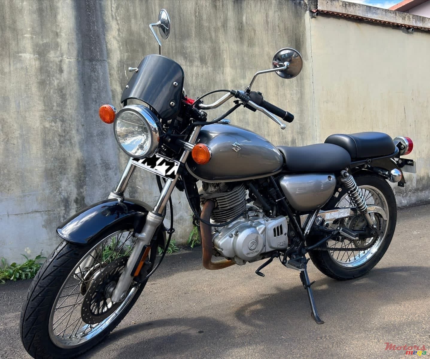 2011' Suzuki photo #1