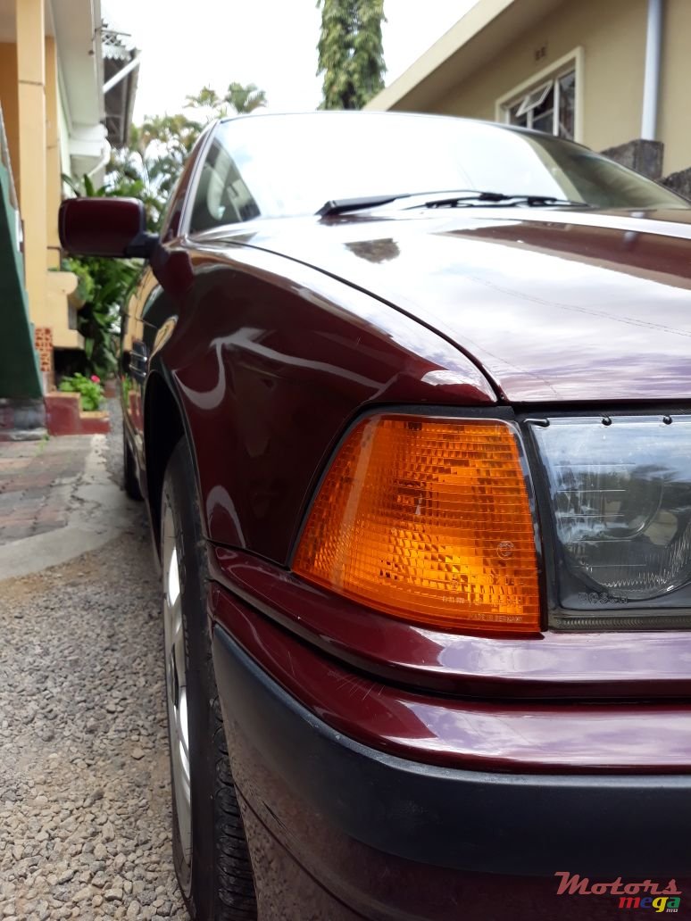 1999' BMW 3 Series E36 318i photo #3