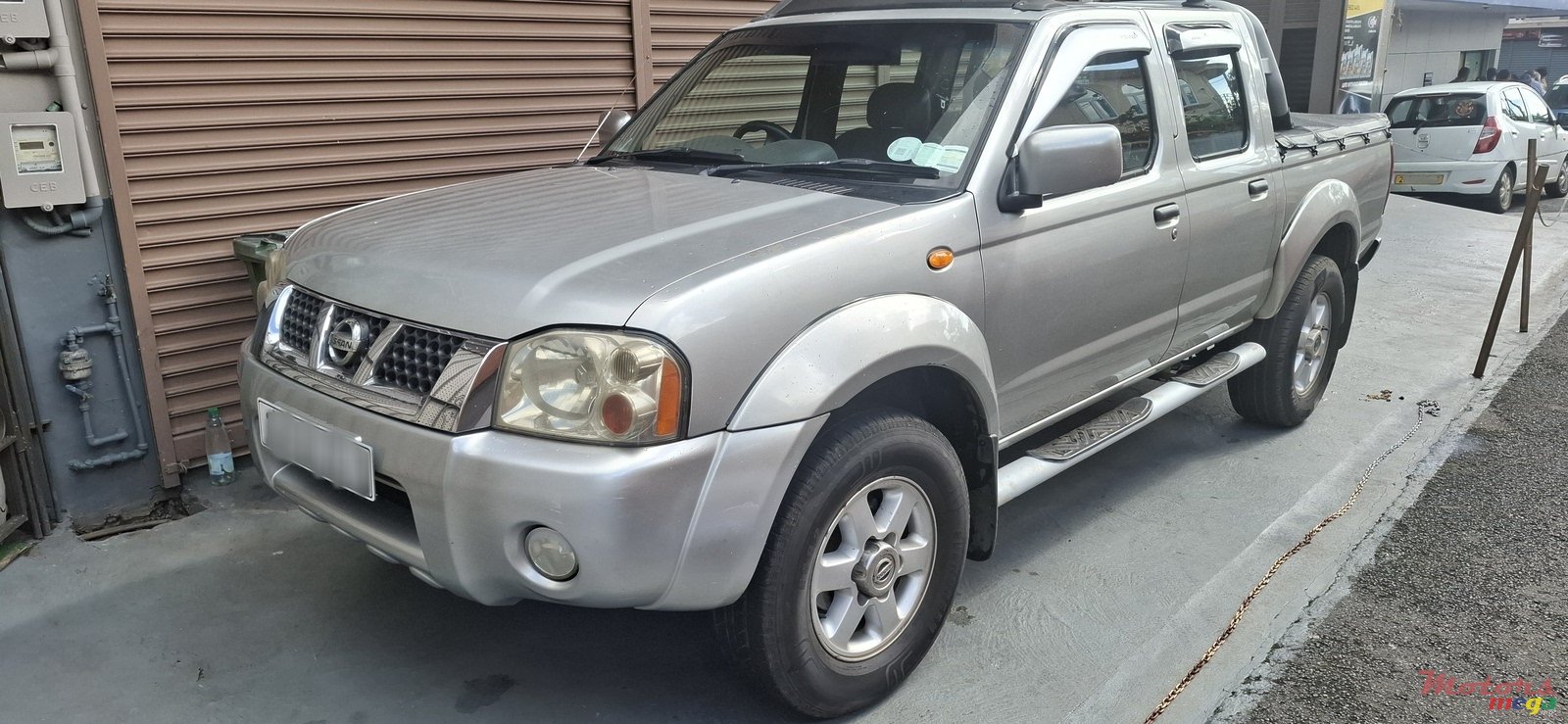 2007' Nissan Hardbody photo #1