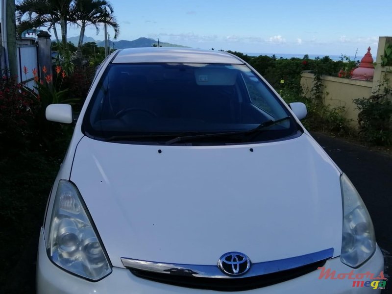 2006' Toyota photo #1