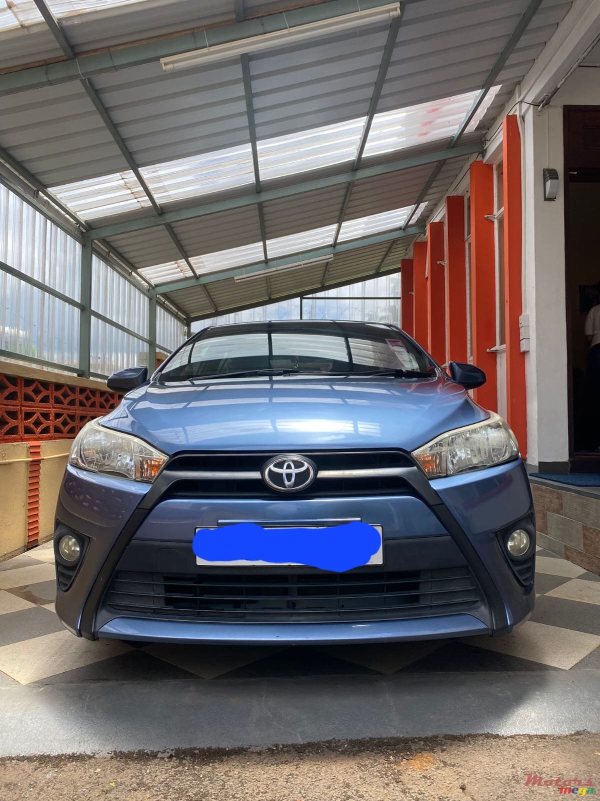 2014' Toyota Yaris photo #1