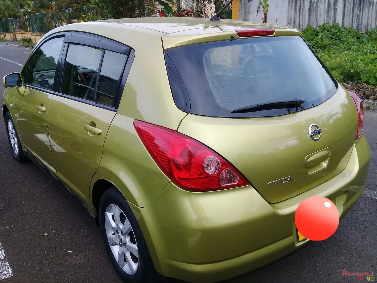 2006' Nissan Tiida photo #2