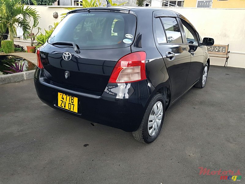 2007' Toyota vitz 1300 auto photo #2