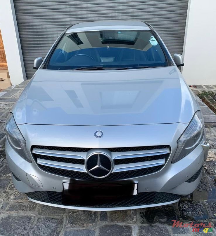 2014' Mercedes-Benz A 180 photo #4