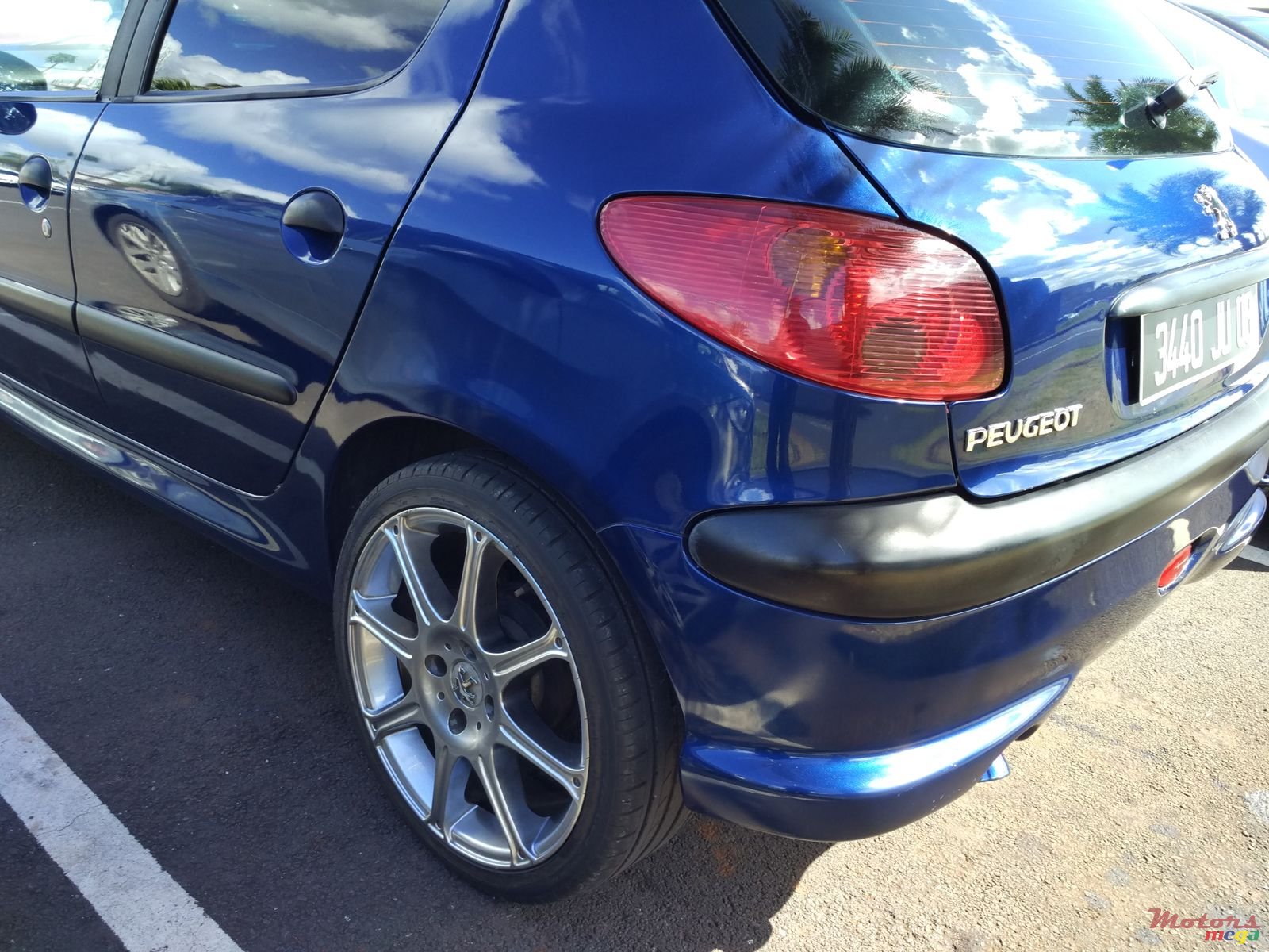 2008' Peugeot 206 photo #2