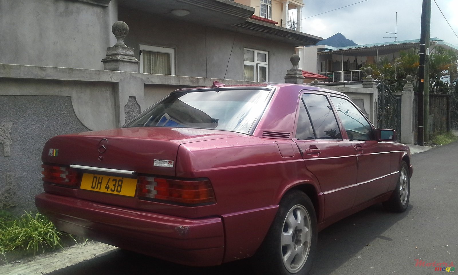 1987' Mercedes-Benz E190 photo #2