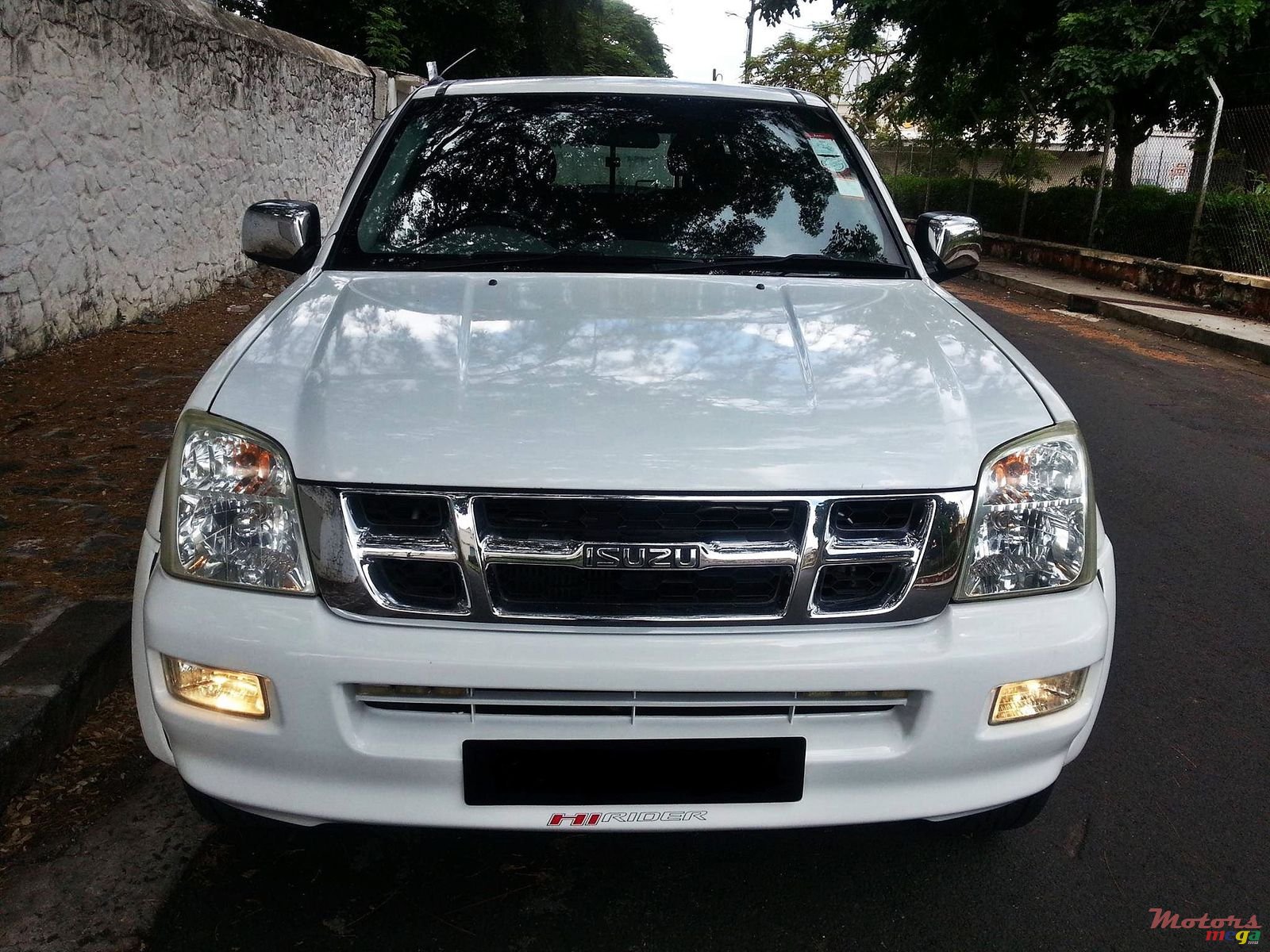2005' Isuzu KB Series (4X4) photo #2
