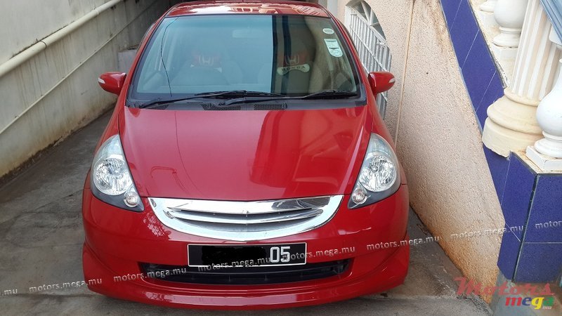 2005' Honda Jazz bodykit/alloy wheels photo #1