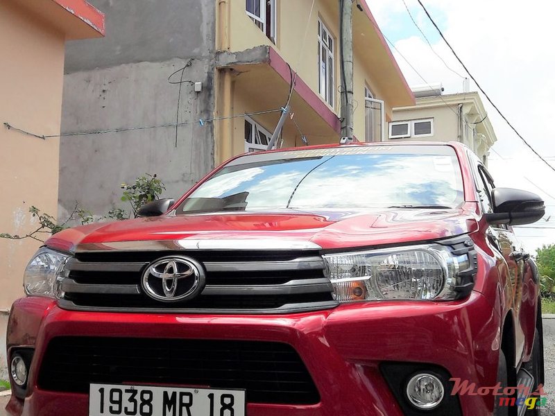 2018' Toyota Hilux photo #5