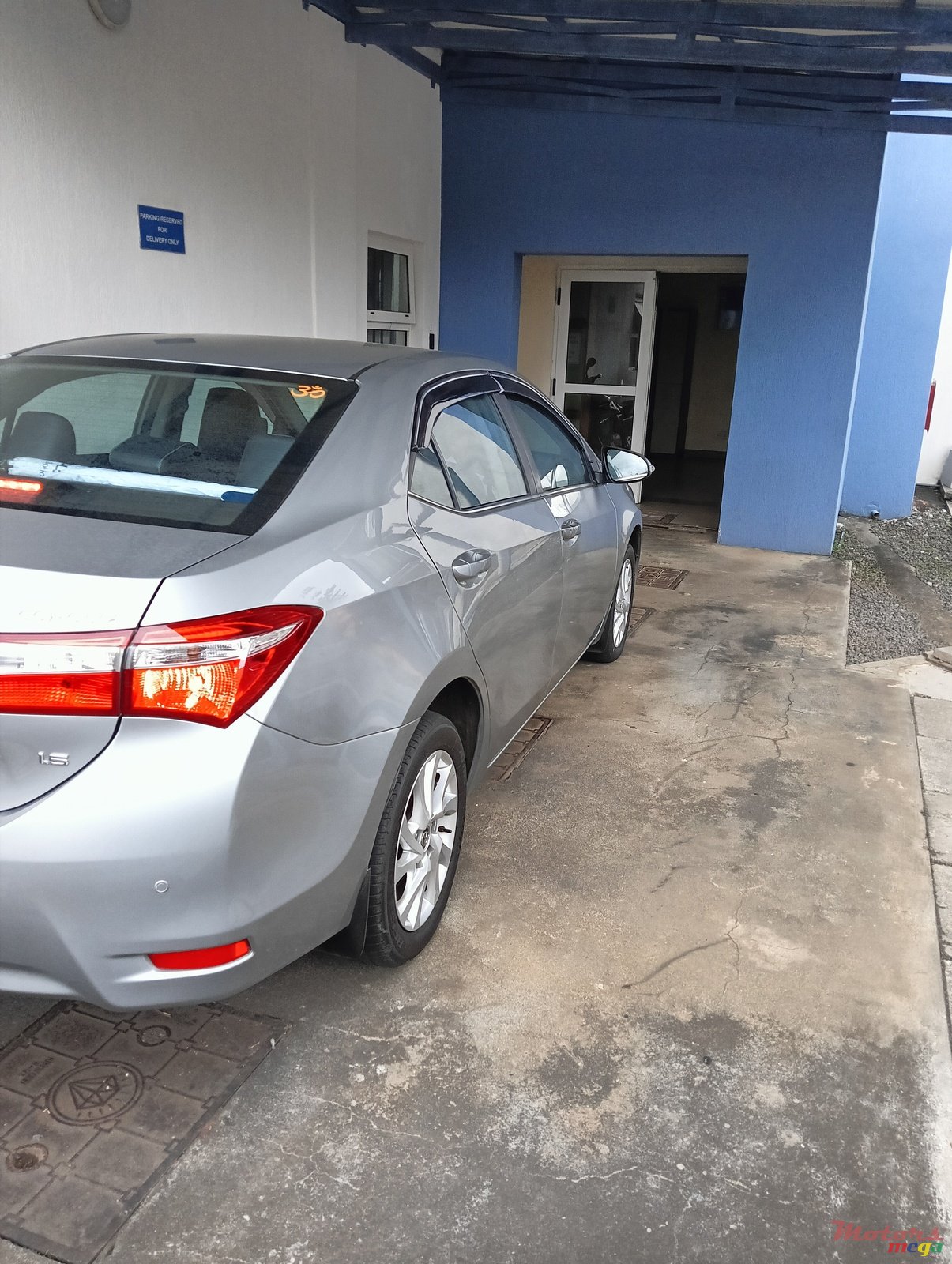 2018' Toyota Corolla photo #3