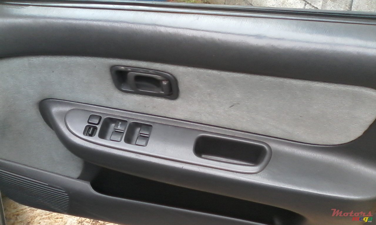 1996' Nissan photo #7