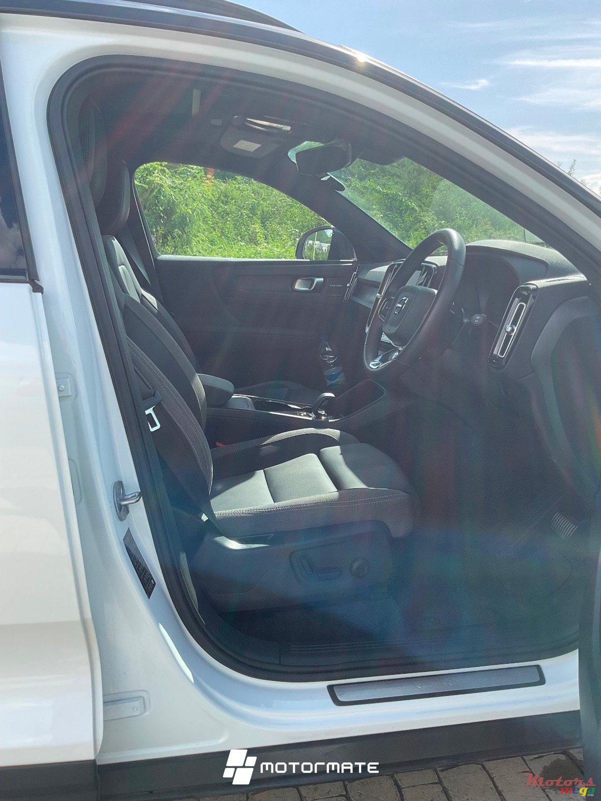 2023' Volvo XC40 P8 ULTIMATE photo #6