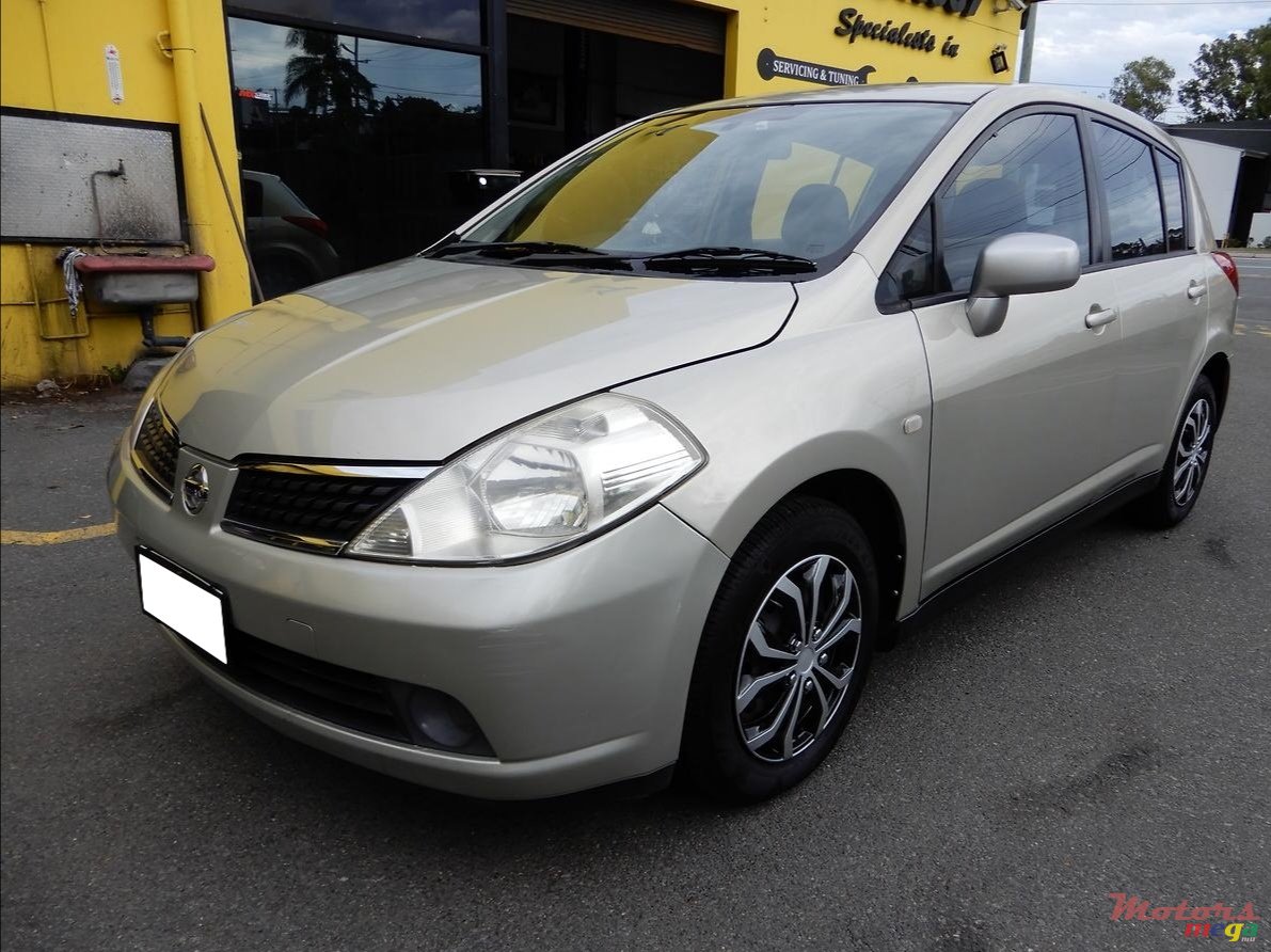 2007' Nissan photo #1