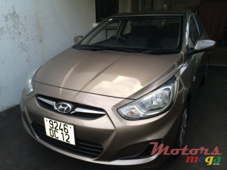 2012' Hyundai Accent photo #1