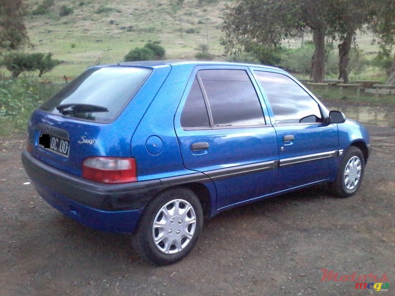 2000' Citroen Saxo photo #2