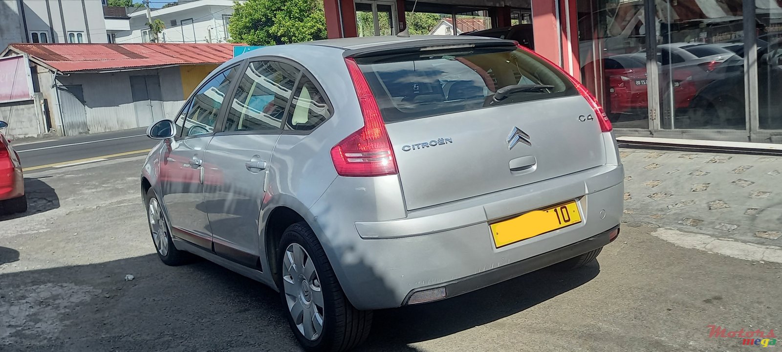 2010' Citroen C4 photo #5