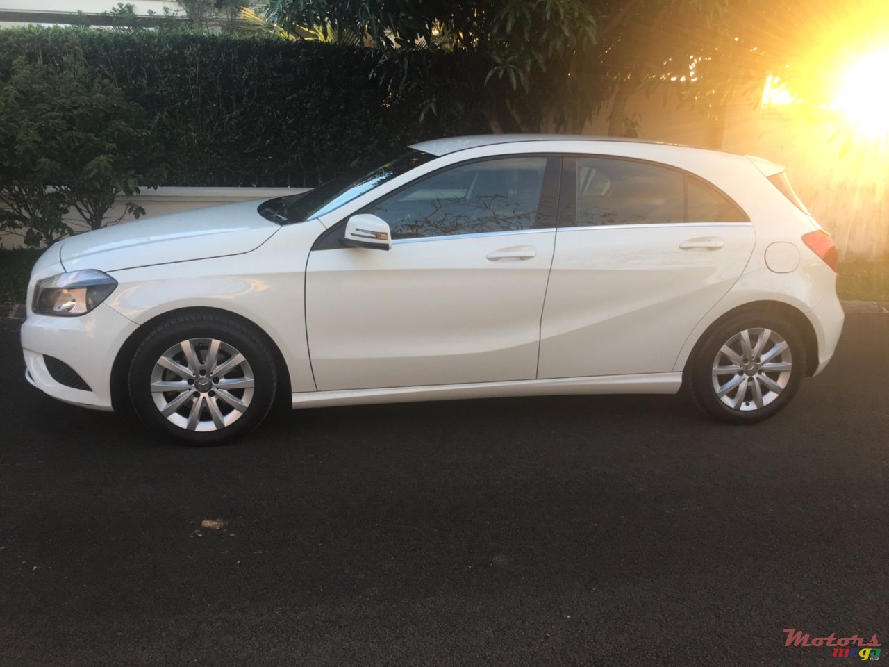 2014' Mercedes-Benz photo #3