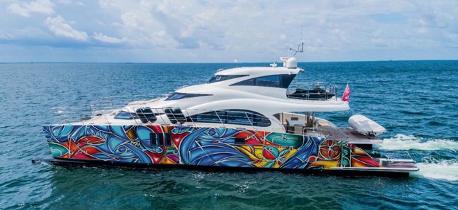 Miami Artist Alexander Mijares Turns Sunreef Catamaran Into Sailing Art