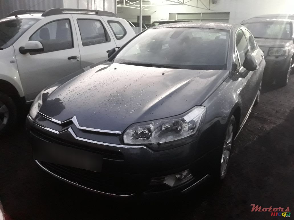 2012' Citroen C5 photo #1