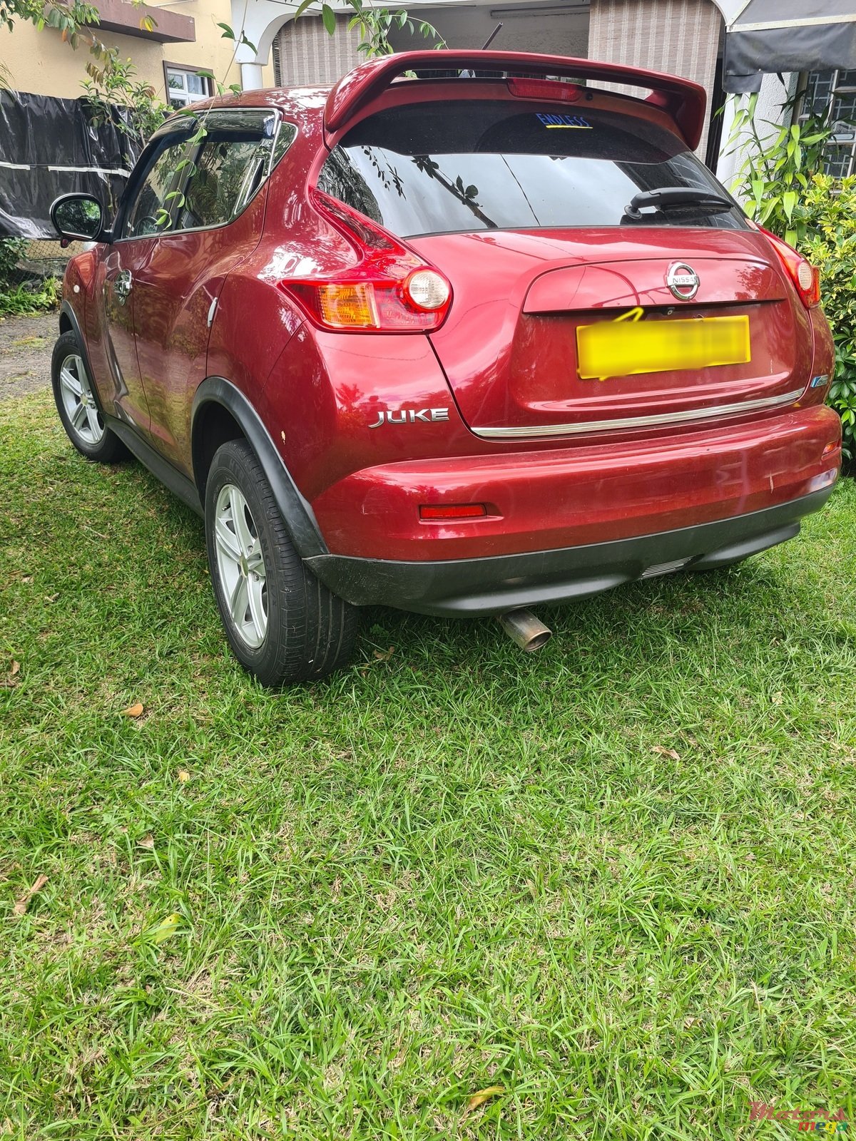 2011' Nissan Juke photo #3