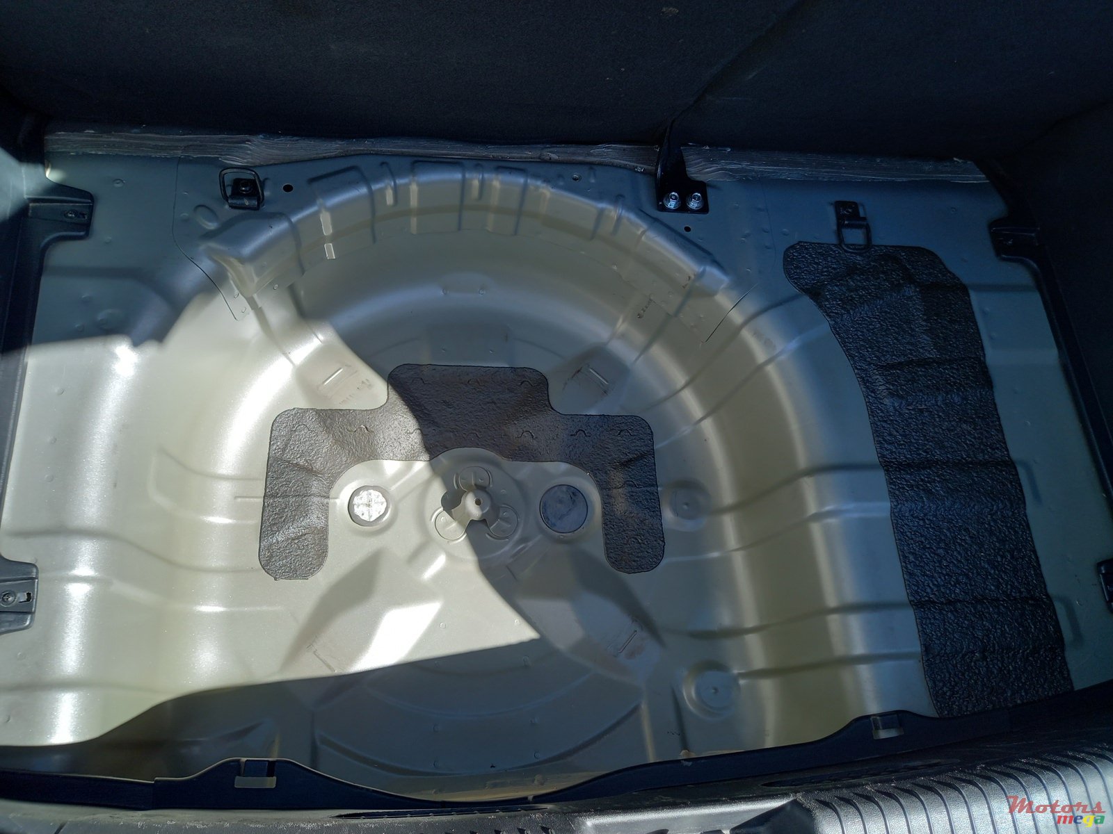 2014' Hyundai i20 Manual photo #7