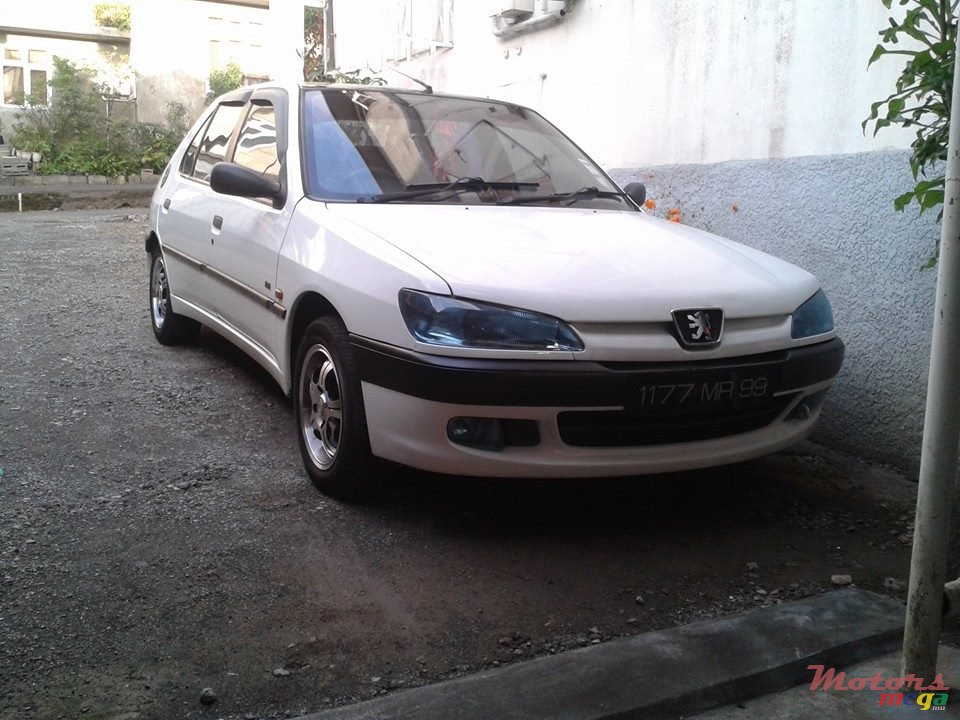 1999' Peugeot 306 photo #1