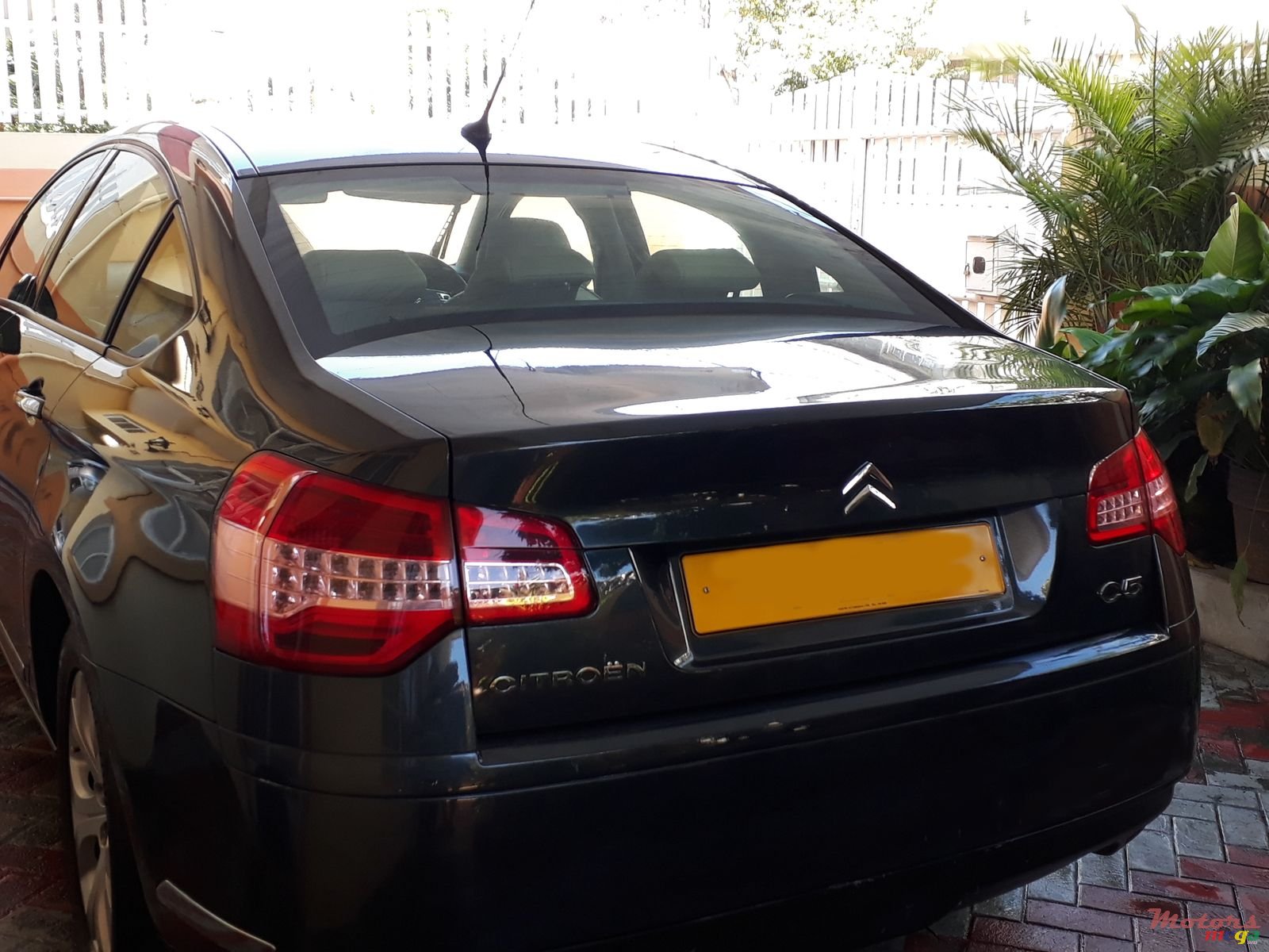 2009' Citroen C5 photo #1