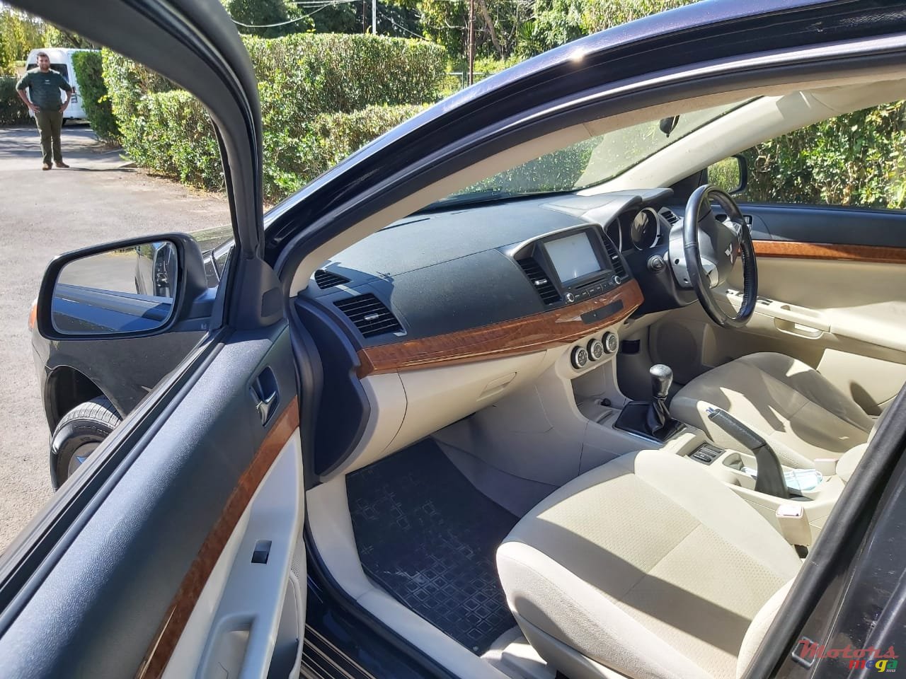 2008' Mitsubishi Lancer photo #4