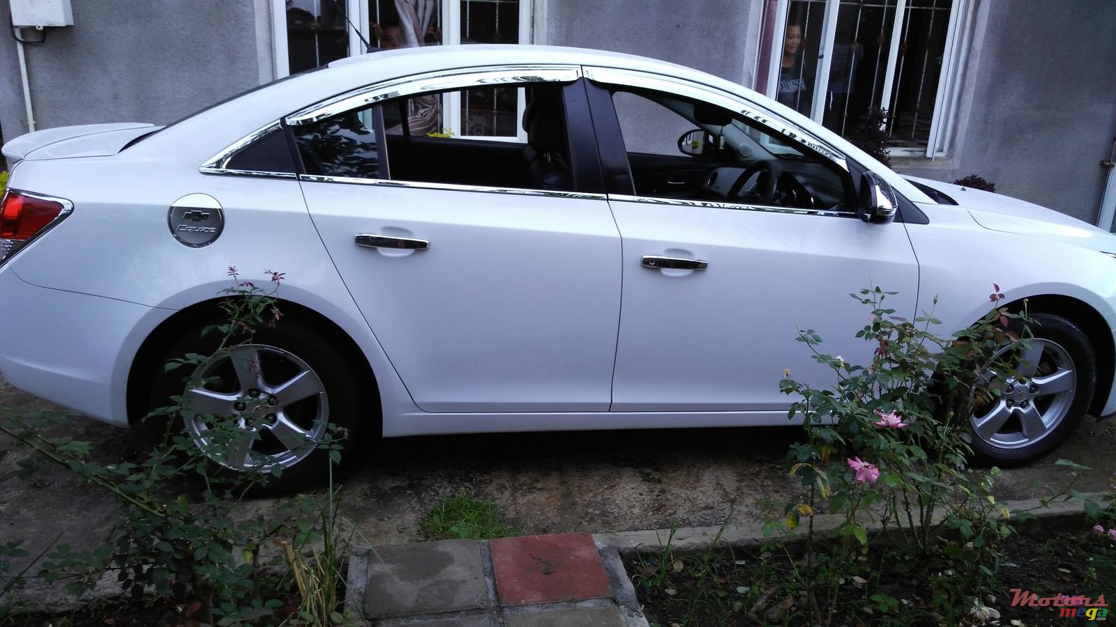 2011' Chevrolet Cruze LT FULLY EXECUTIVE photo #1