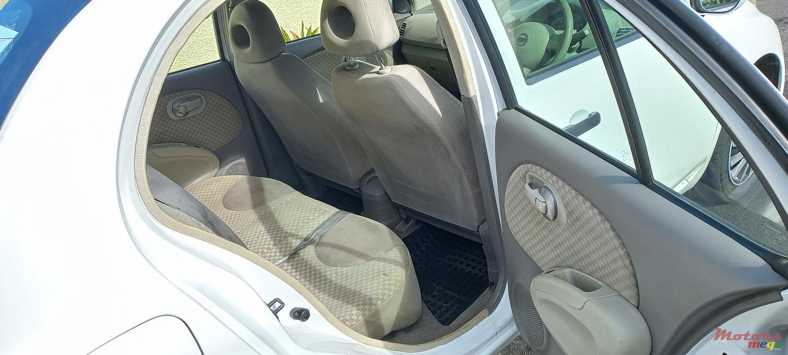 2009' Nissan March photo #3