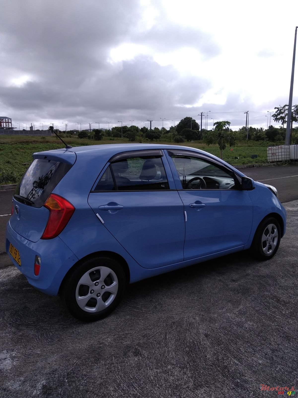 2012' Kia Picanto photo #1