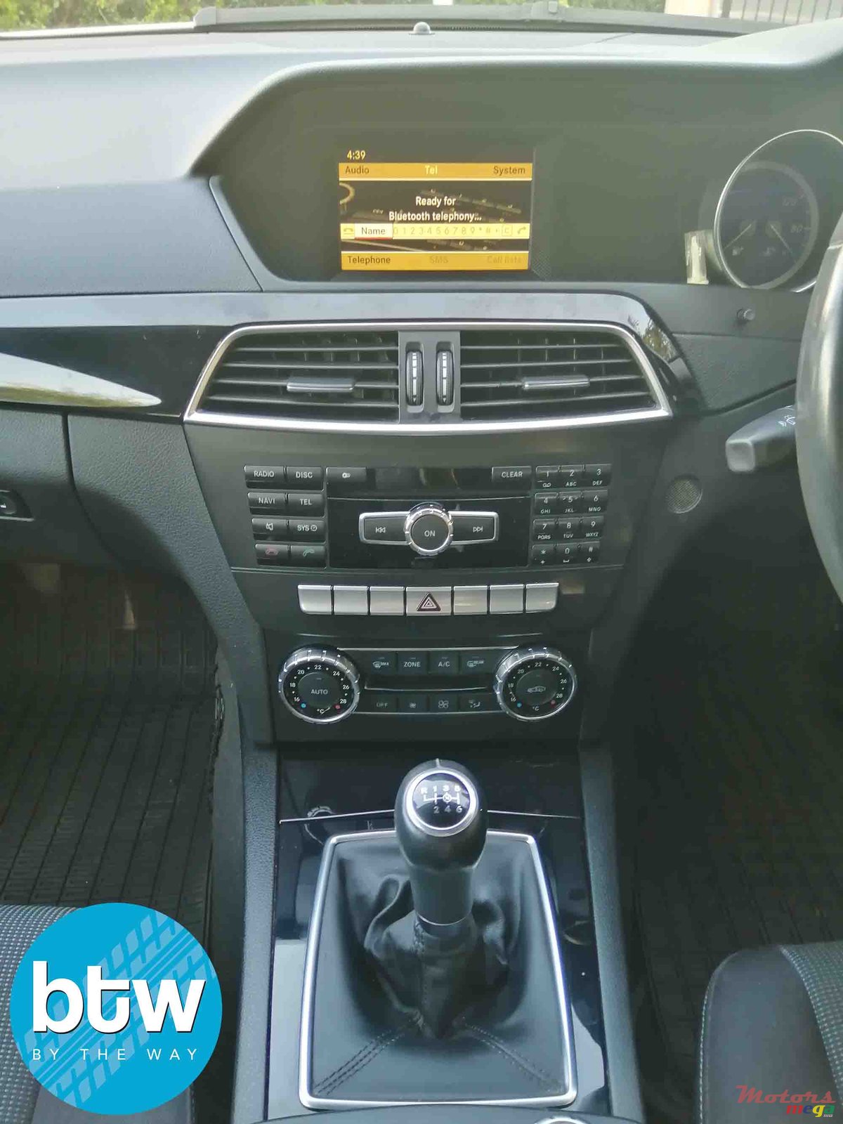 2012' Mercedes-Benz C-Class 180 photo #4