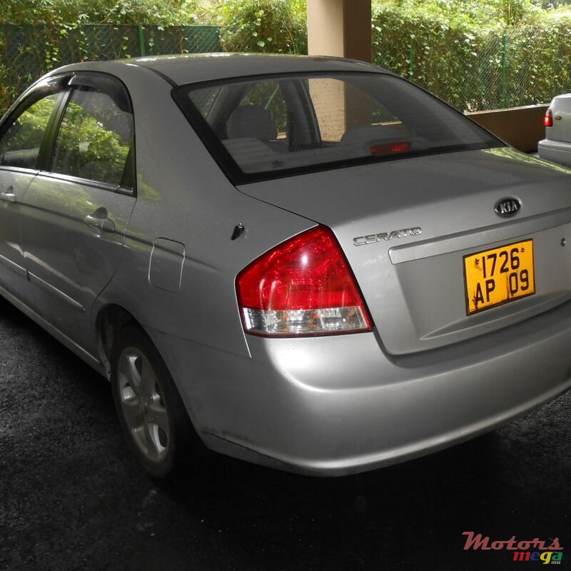 2009' Kia Cerato photo #2