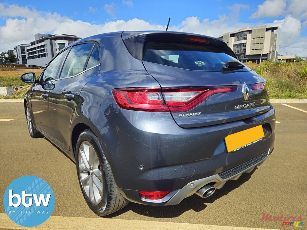 2017' Renault Megane GT Line photo #3