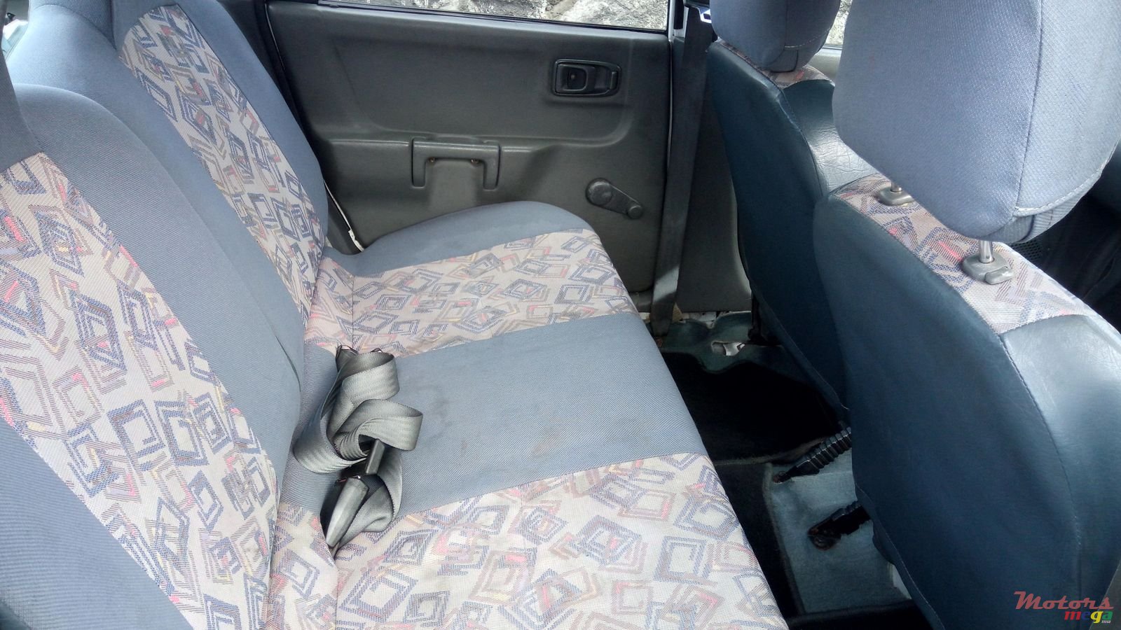 2003' Suzuki Alto photo #6