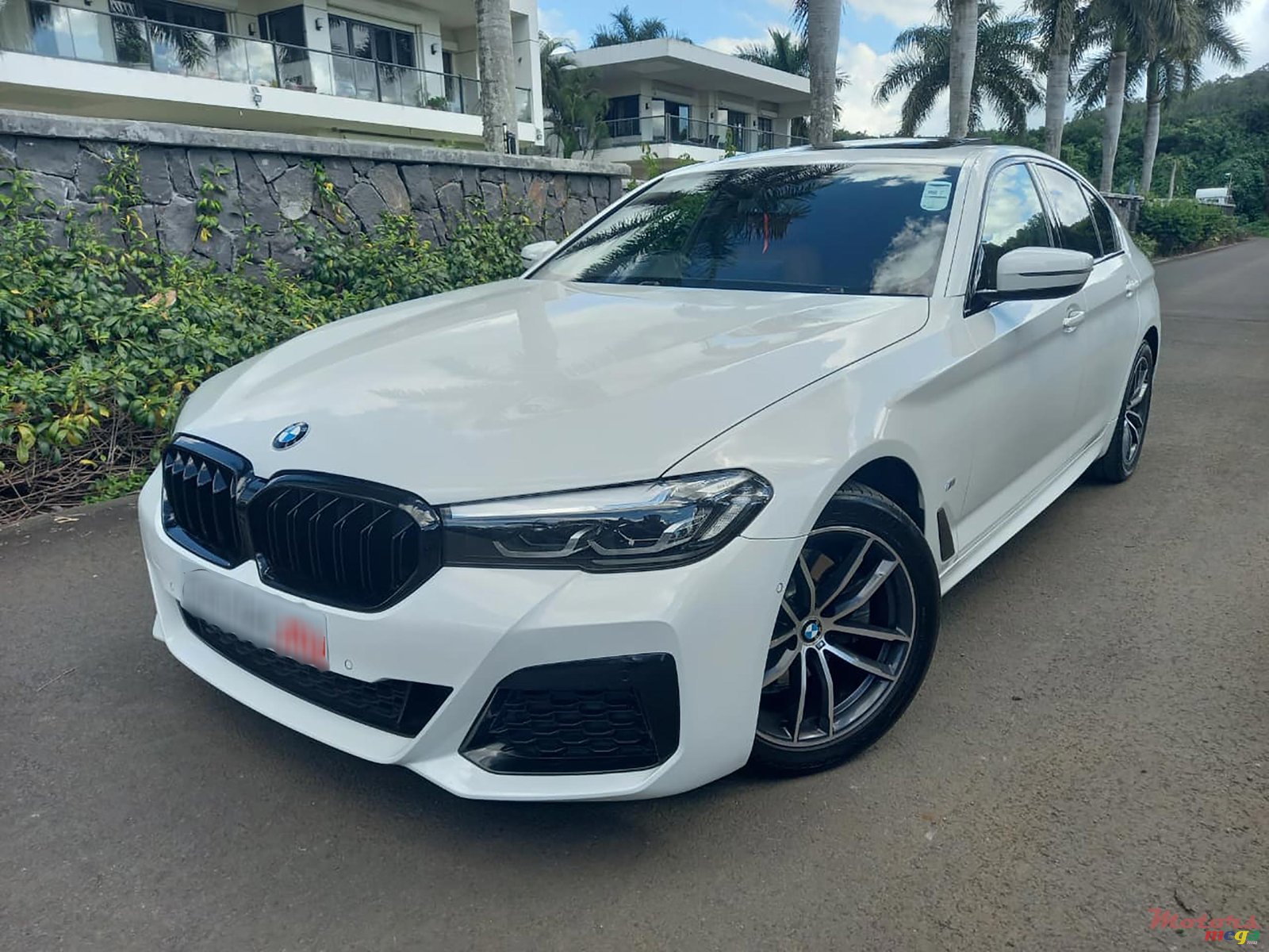2021' BMW 520 i MSport Line 2.0 photo #1