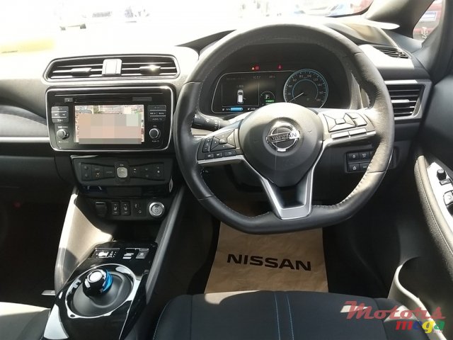 2019' Nissan Leaf photo #2